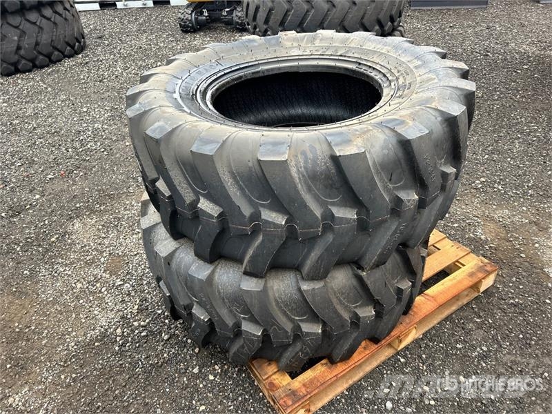 Quantity of (2) TaiHao 19.5L-24 Tires (Unused) Gume, točkovi i felne