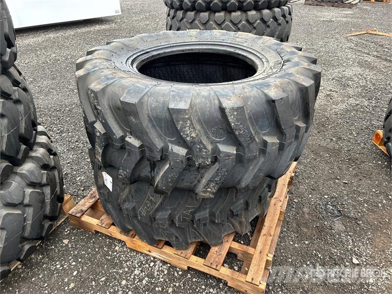 Quantity of (2) TaiHao 19.5L-24 R4 Heavy Duty Tire Reifen