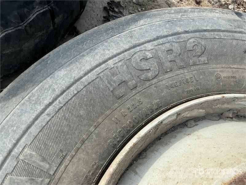 Quantity of (2) Tires Tyres, wheels and rims