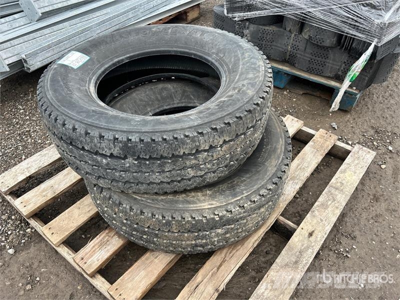 Quantity of (2) Tires Tyres, wheels and rims