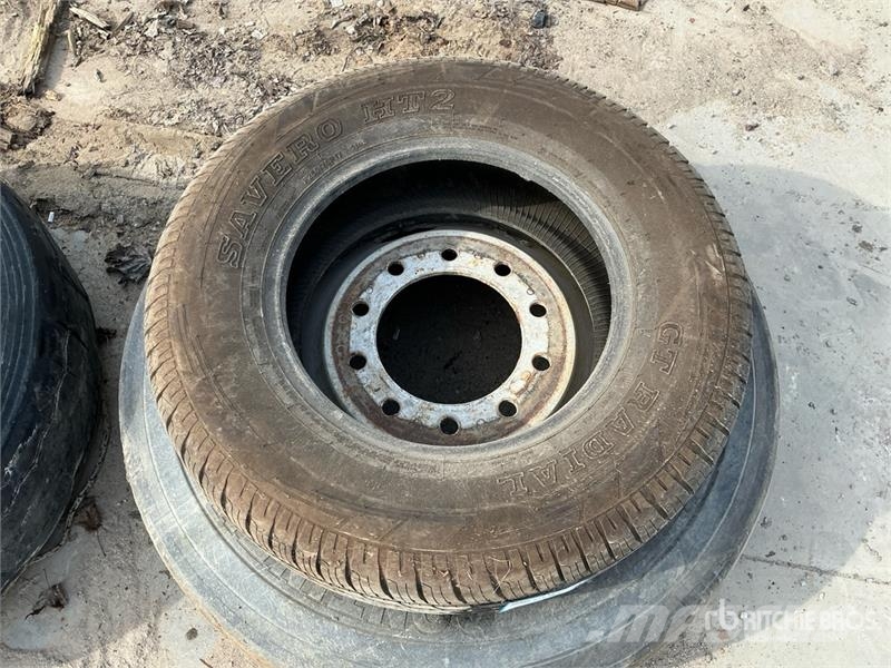 Quantity of (2) Tires Tyres, wheels and rims