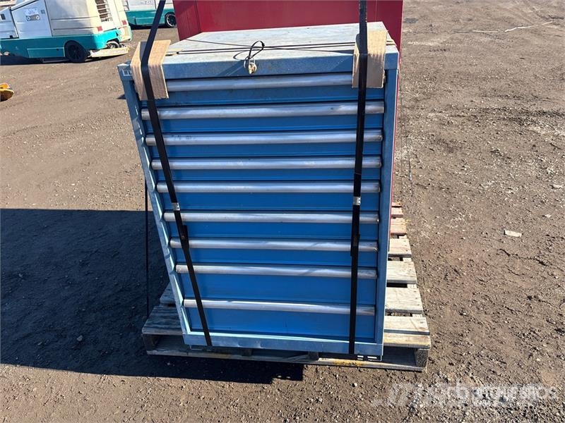  Quantity of (2) Tool Cabinet Sonstige Baumaschinen