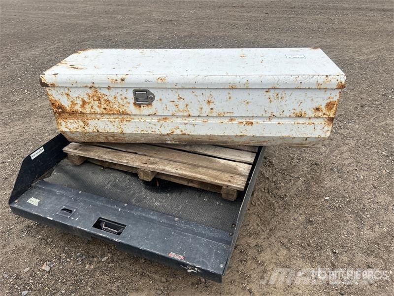 Quantity of (2) Truck bed Toolbox Transportes - Outros