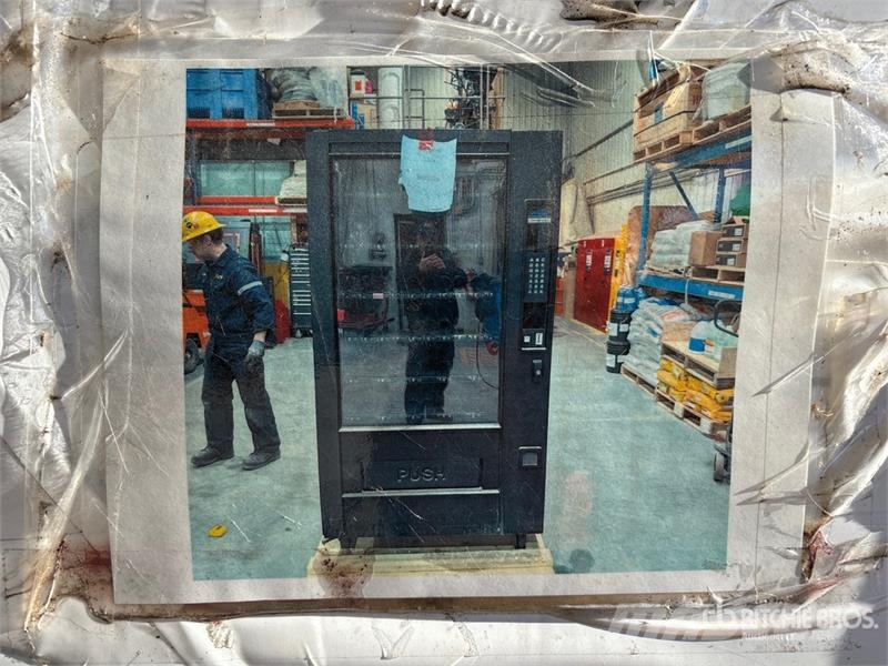  Quantity of (2) Vending Machine مكونات أخرى
