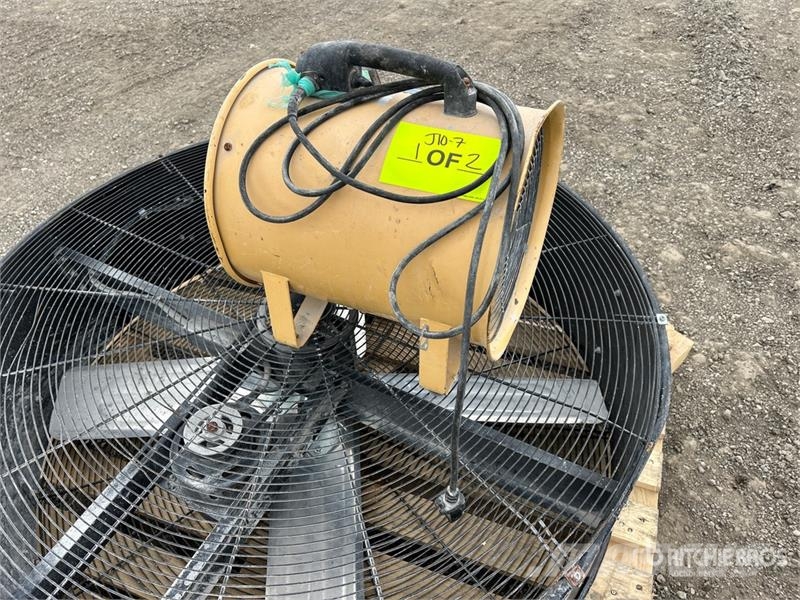 Quantity of (2) Ventilation Fan Autre équipement souterrain