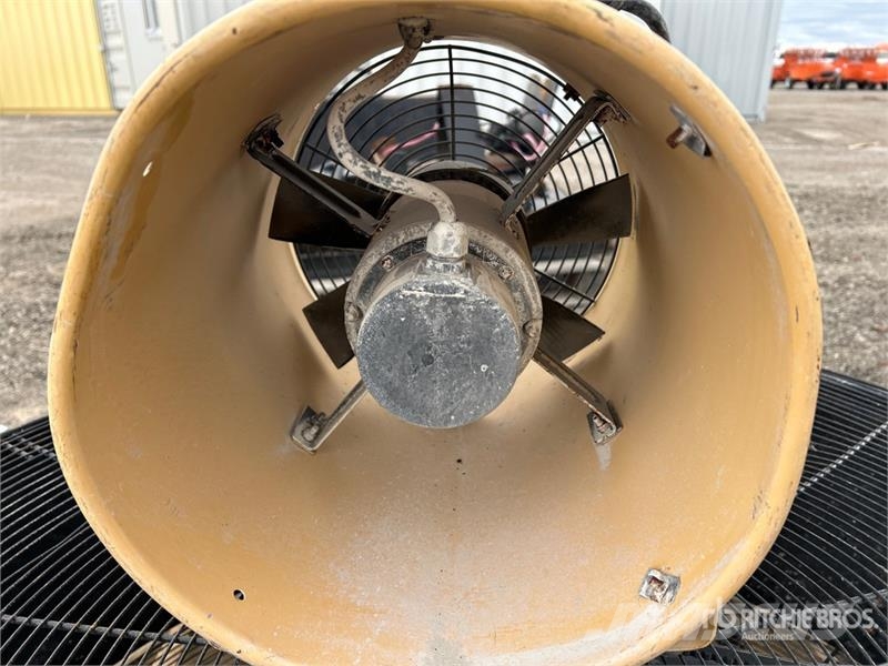 Quantity of (2) Ventilation Fan Autre équipement souterrain