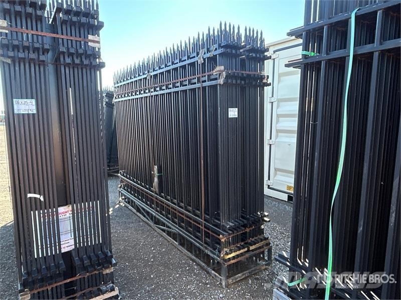 Quantity of (20) 10 ft x 7 ft Powder Coated Site F Drugi deli