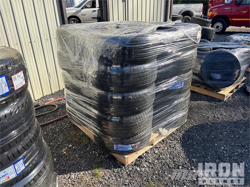 Quantity of (20) 225/50R17 Tires (Unused) Gume, točkovi i felne