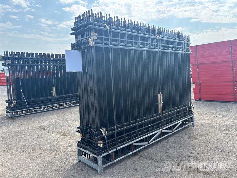 Quantity of (20) Canex 10 ft x 7 ft Powder Coated Zäune und Zubehör