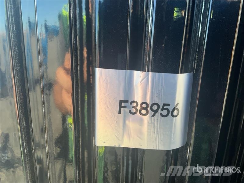 Quantity of (20) SKLP SK-N20 10 ft x 7 ft Powder Fencing equipment