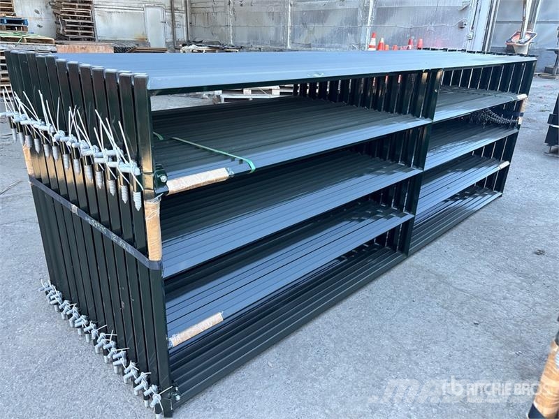  Quantity of (25)  BYT DMG12 12 ft Diamond Livestoc ماكينات وملحقات مواش أخرى