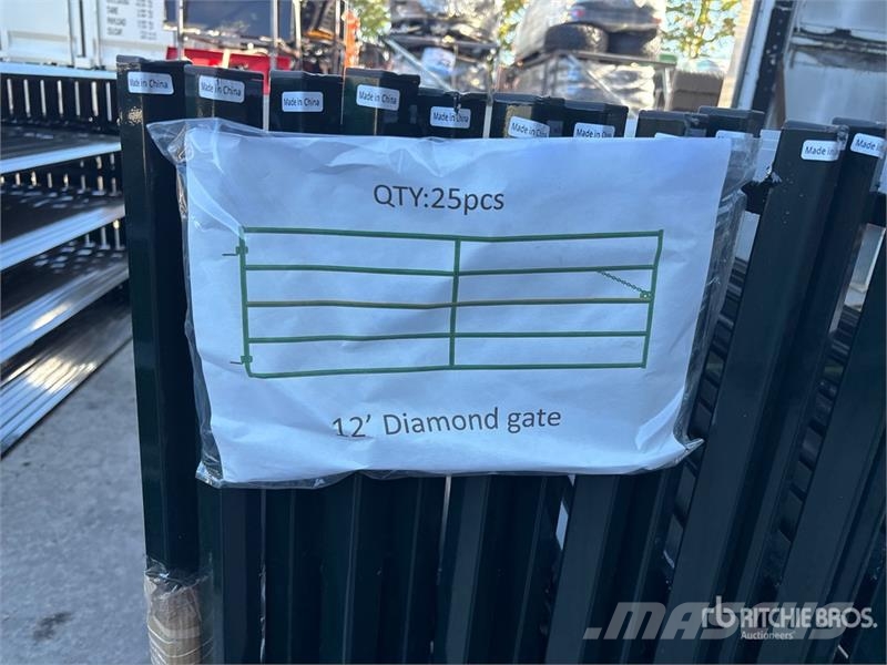  Quantity of (25)  BYT DMG12 12 ft Diamond Livestoc ماكينات وملحقات مواش أخرى