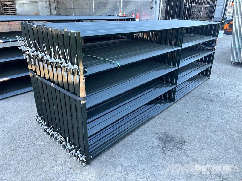  Quantity of (25)  BYT DMG12 12 ft Diamond Livestoc ماكينات وملحقات مواش أخرى