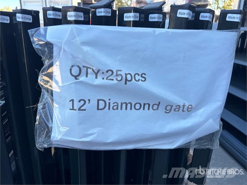  Quantity of (25)  BYT DMG12 12 ft Diamond Livestoc ماكينات وملحقات مواش أخرى