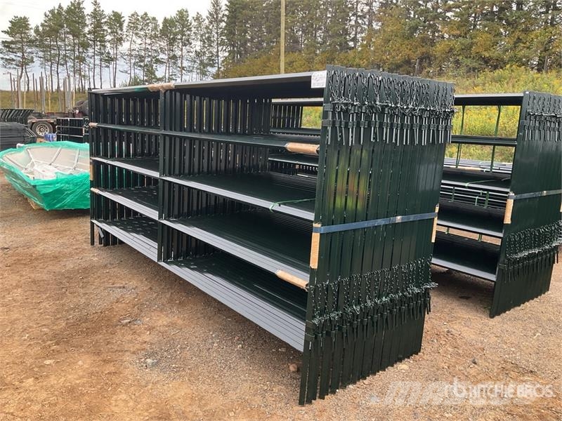 Quantity of (25) BYT DMG12 11 ft 5 in x 5 ft 6 in Autres matériels d'élevage