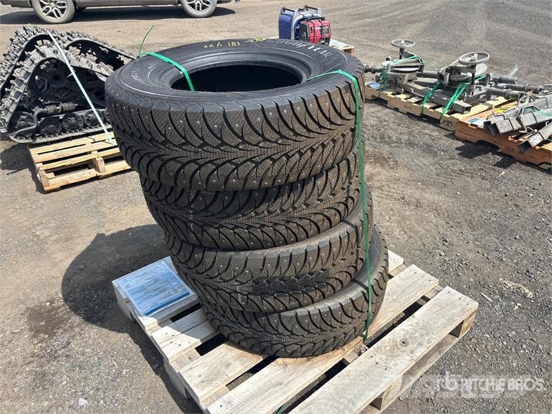 Quantity of 265/70R16 Tires Tyres, wheels and rims