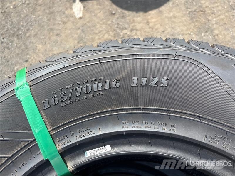 Quantity of 265/70R16 Tires Tyres, wheels and rims