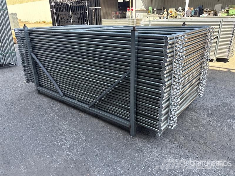 Quantity of (27) GLCP1005 10 ft x 5 ft Livestock Otros equipos y accesorios para ganadería
