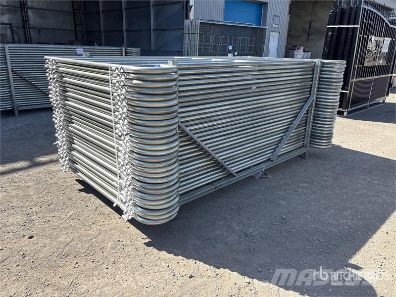 Quantity of (27) GLCP1005 10 ft x 5 ft Livestock Otros equipos y accesorios para ganadería