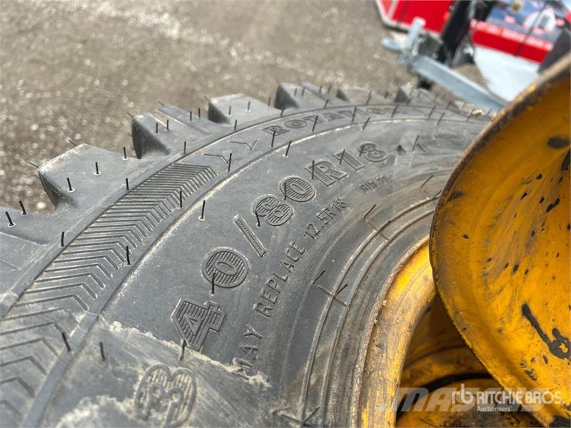  Quantity of (3) 340/80R18 Tires الإطارات والعجلات والحافات