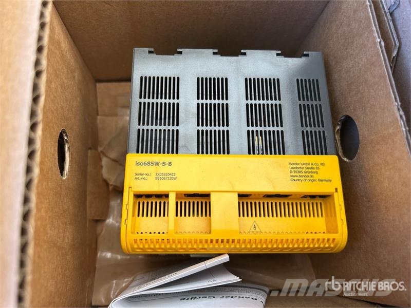 Quantity of (3) Bender B98018006 AGH150W-4 Couplin Drugi deli