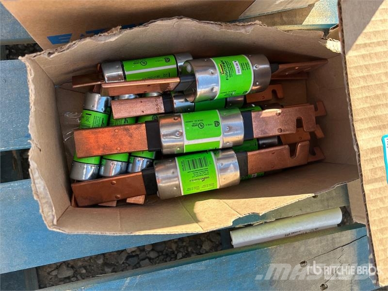 Quantity of (3) Bussmann / Fusetron BUS-FRS-R-200 Drugi deli