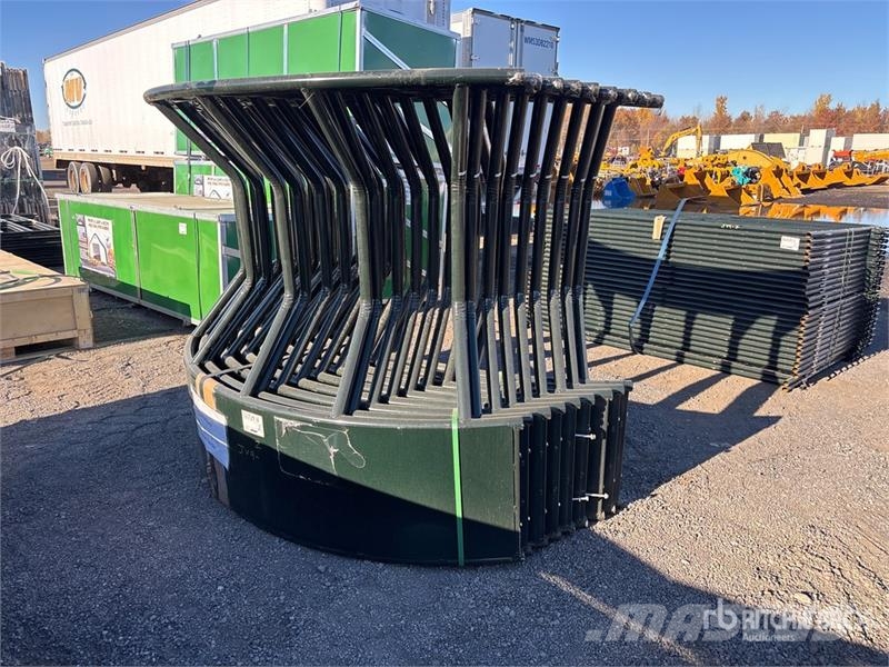  Quantity of (3)  BYT FF71 71 in Prairie Funnel Liv Karjan ruokintalaitteet