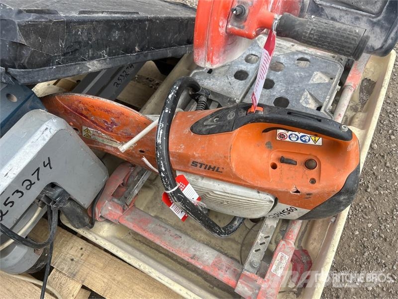 Quantity of (3) Cut-Off Saw Drugi deli