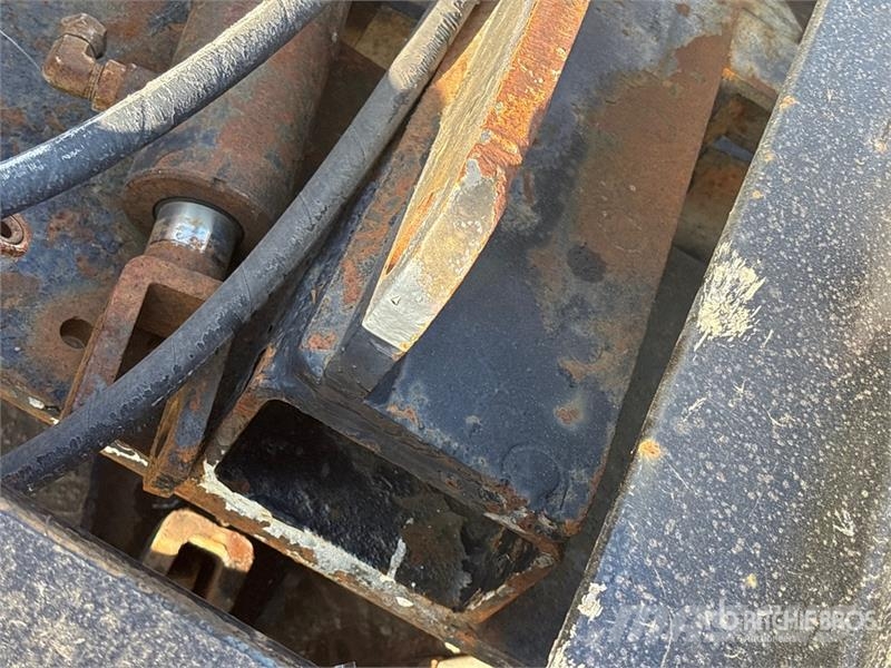  Quantity of (3) Front Harnesses Коммерческий транспорт - Другие