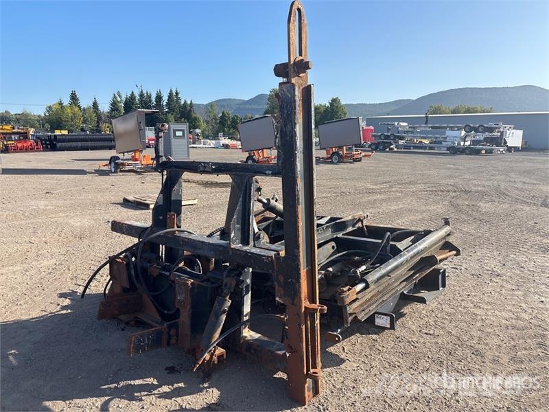  Quantity of (3) Front Harnesses Коммерческий транспорт - Другие