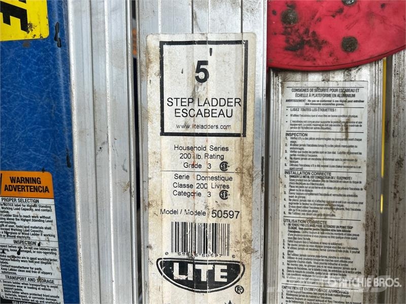 Quantity of 3 ft-8 ft Assorted Ladders Other components