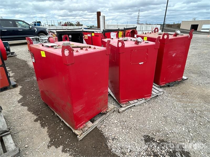 Quantity of (3) Guardian 300 gal Steel Diesel Fuel Üzemanyag- és adaléktartályok