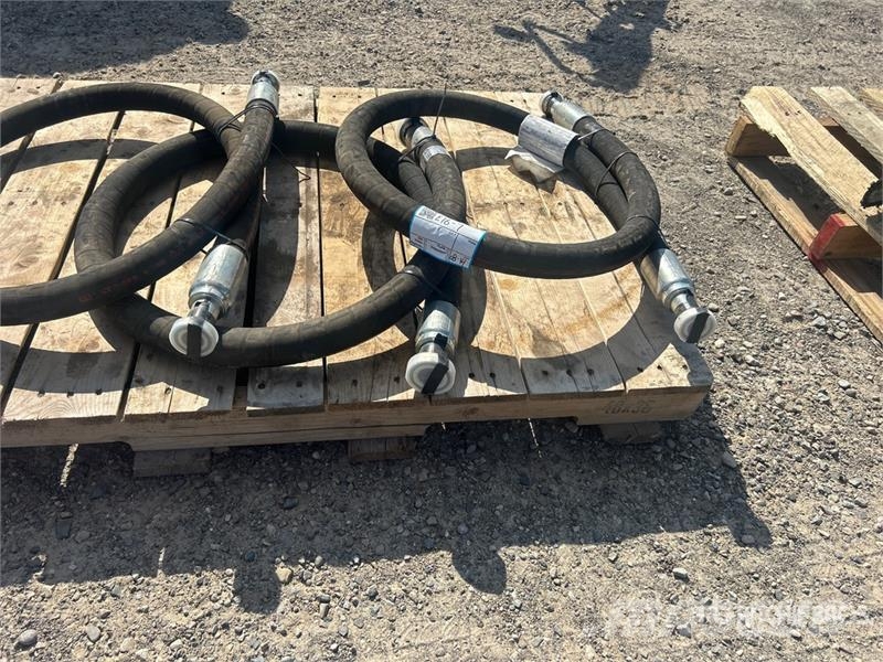  Quantity of (3) Hydraulic hoses Drugi deli