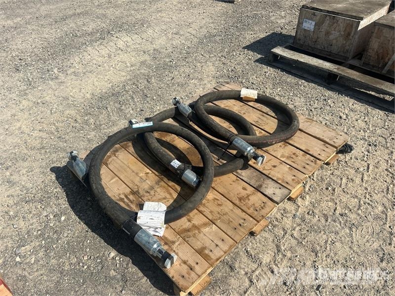  Quantity of (3) Hydraulic hoses Drugi deli