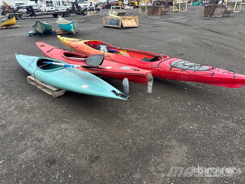 Quantity of (3) Kayaks Drugi deli