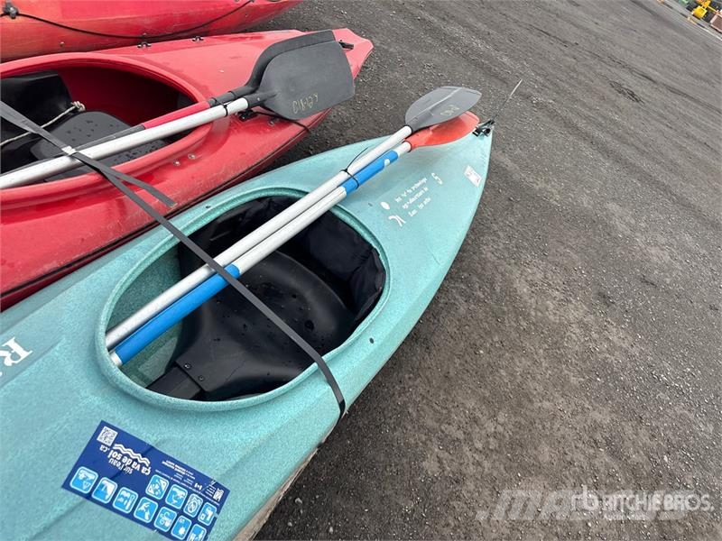Quantity of (3) Kayaks Drugi deli