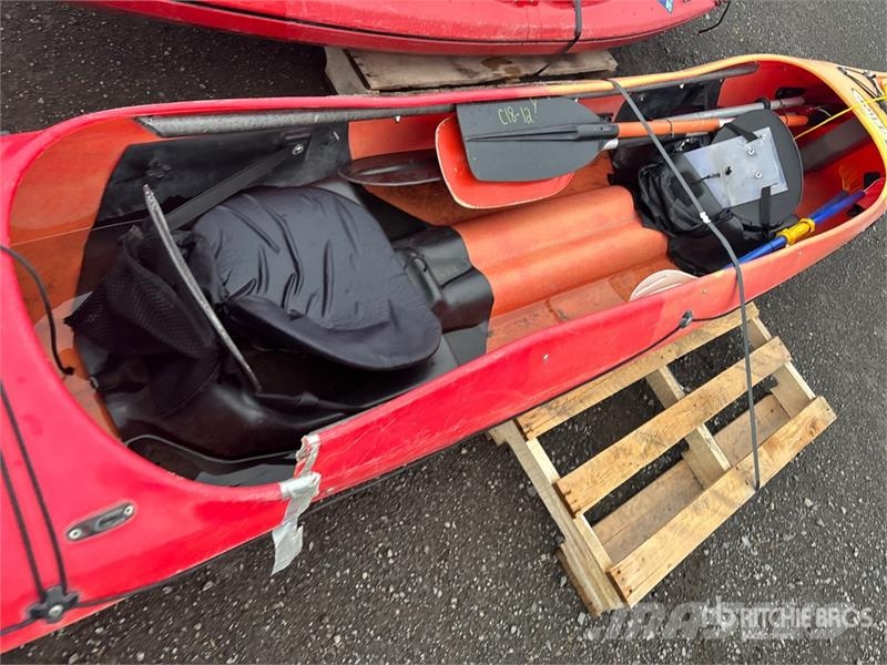 Quantity of (3) Kayaks Drugi deli