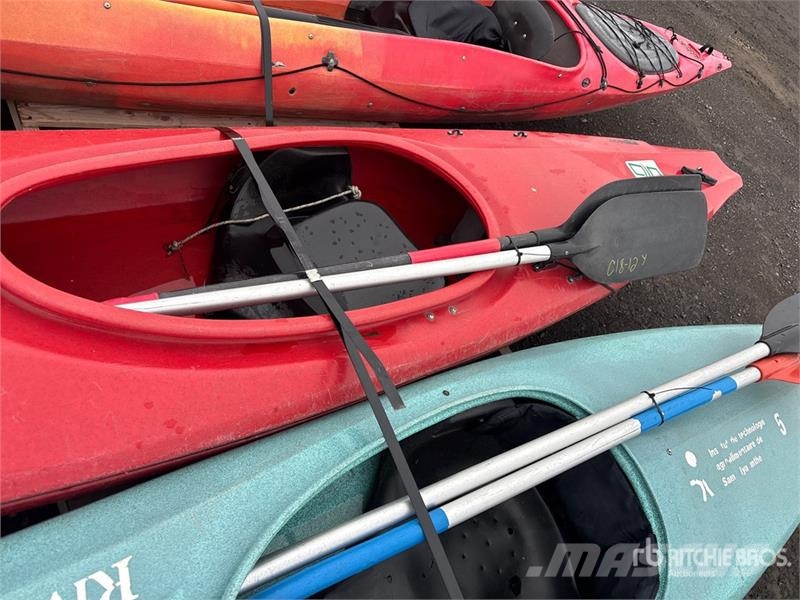 Quantity of (3) Kayaks Drugi deli