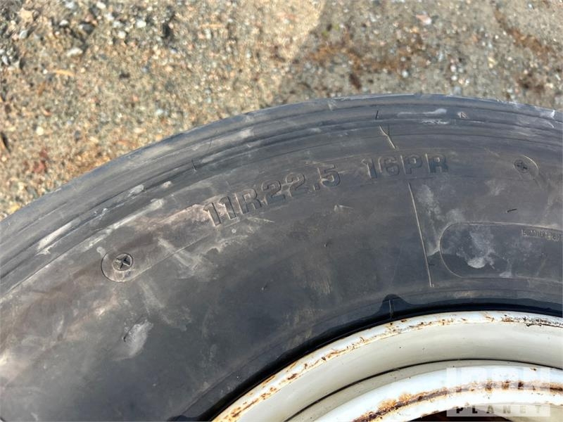 Quantity of (3) Mixed 11R22.5 Tires Tyres, wheels and rims