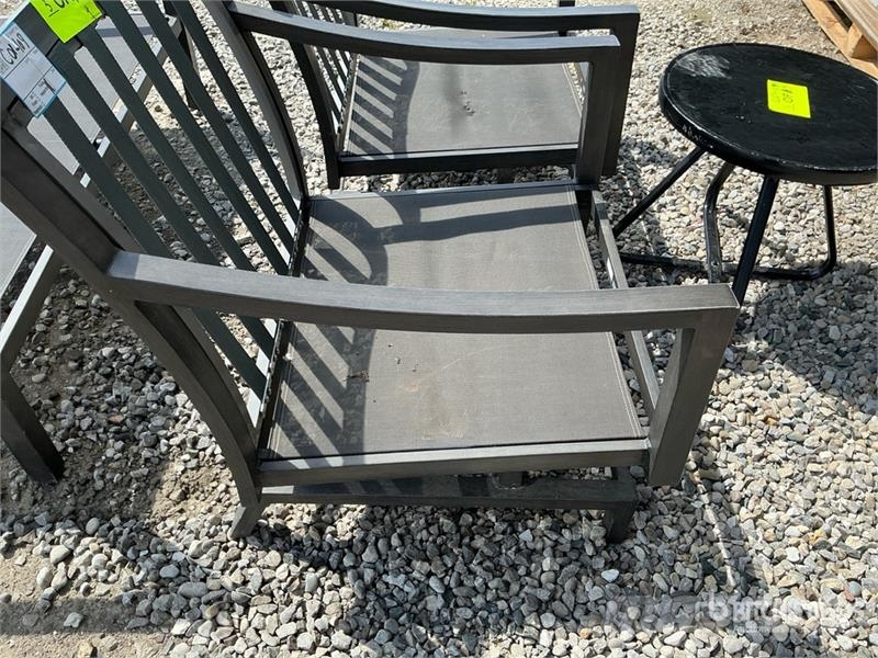 Quantity of (3) Outdoor Chairs Drugi deli