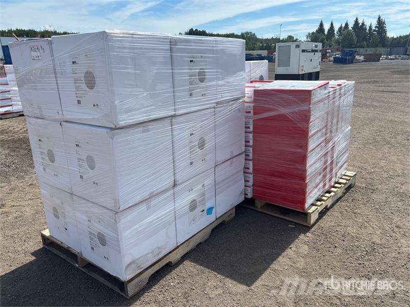  Quantity of (3) Pallets of Lighting Fixtures Drugi deli