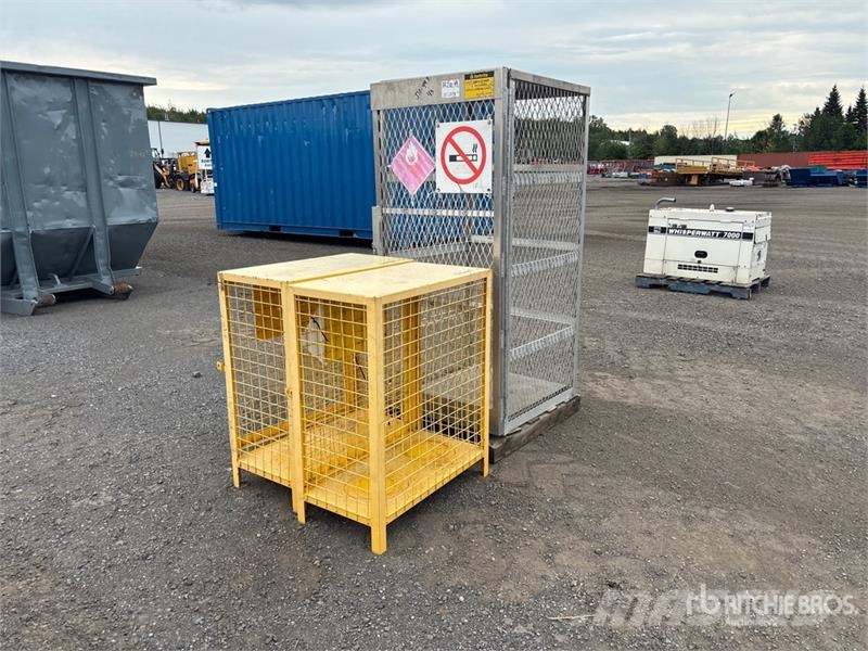  Quantity of (3) Propane Cage Drugi deli