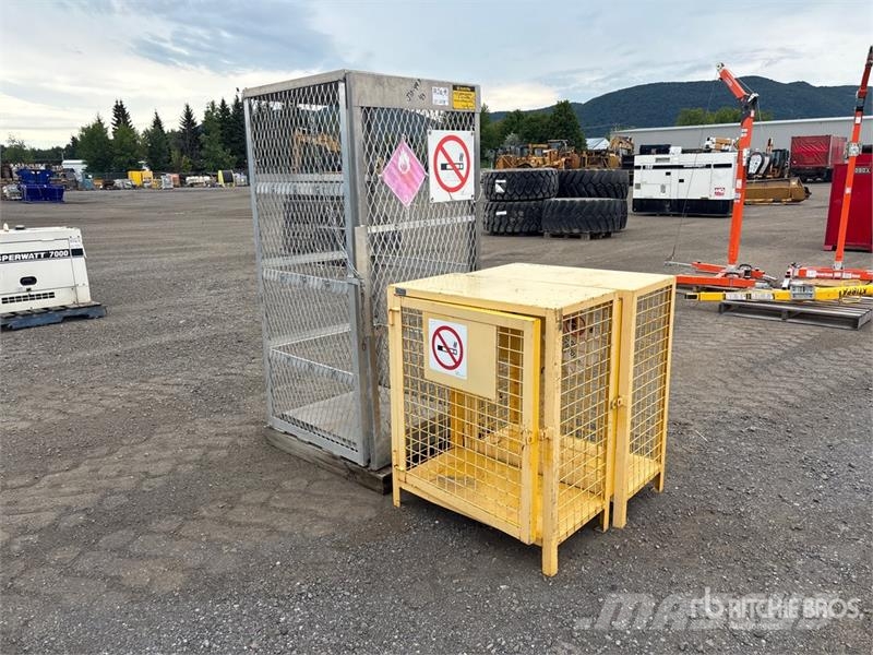  Quantity of (3) Propane Cage Drugi deli