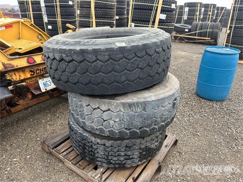 Quantity of (3) Tires Tyres, wheels and rims