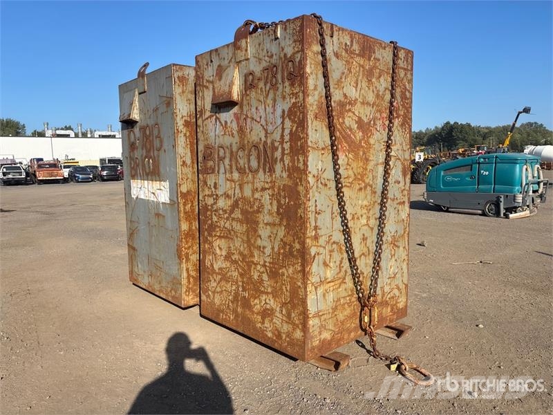 Quantity of (3) Tool Cabinets Muud osad