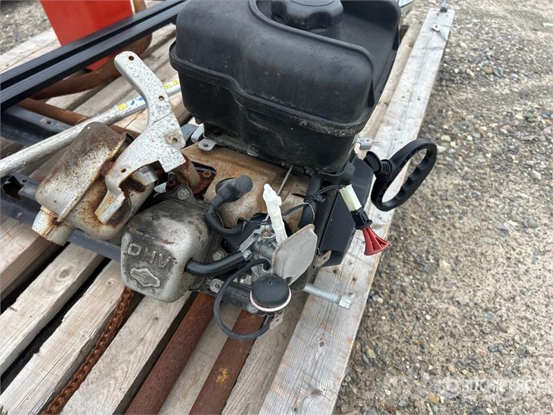 Quantity of (3) Tools (Inoperable) Drugi deli
