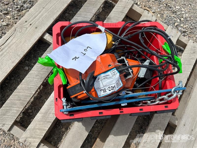Quantity of (3) Vevor Electric Chain Hoists Materi Cabrestantes, montacargas y elevadores de materiales