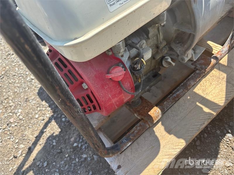 Quantity of (3) Water Pump (Inoperable) Vodní čerpadla