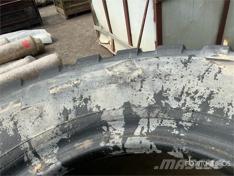 Quantity of (3) Wheel Loader Tires Gume, kotači i naplatci