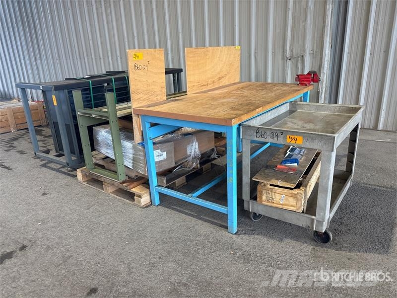  Quantity of (3) Workbench مكونات أخرى